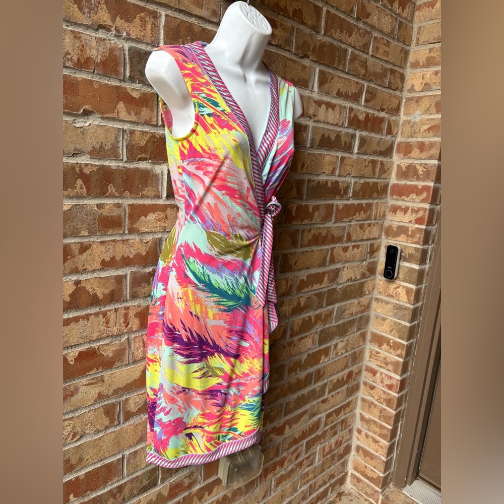 BCBGMAXAZRIA Colorful Wrap Dress SIZE XXS - Picture 3 of 9
